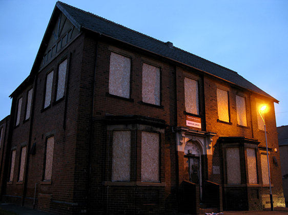 newsham-library-twilght